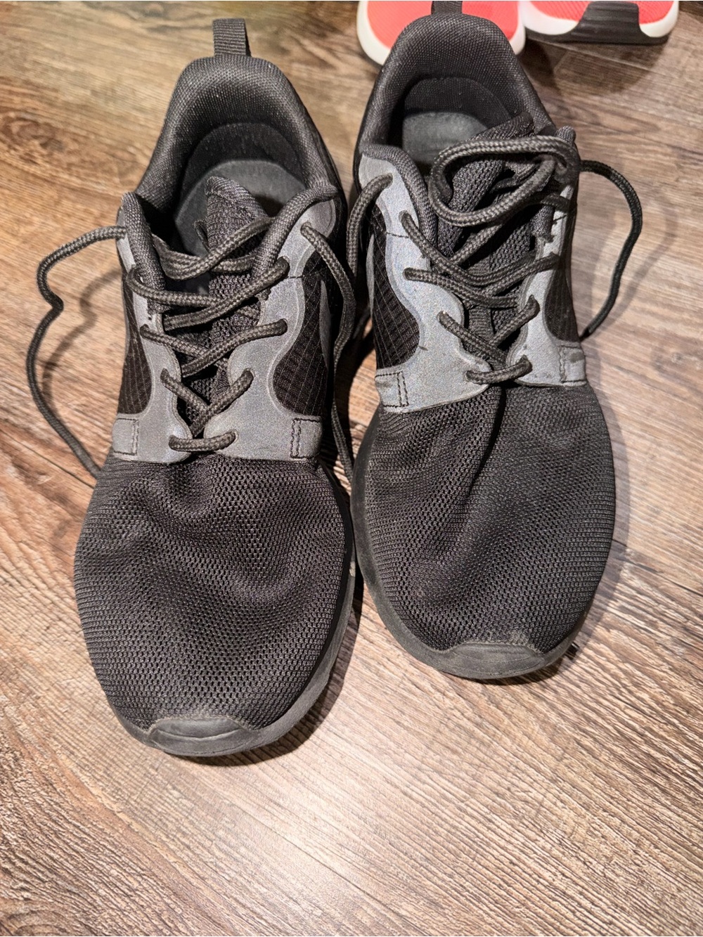 Nike Black and Gray Men's Running Sneakers